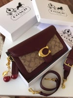عنابي على بيج