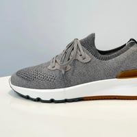 أحذية رياضية رجالية بتصميم فاخر