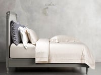 مفرش من ديور تقليد أعلى جودة