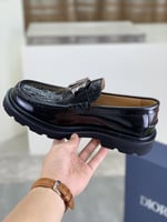 حذا رجالي فاخر من ديور تقليد علي الجودة