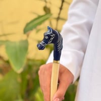 عصا الخيل ازرق كبير