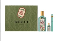 طقم قوتشي فلورا قورقوس جاسمين اودي برفيوم نسائي 10...