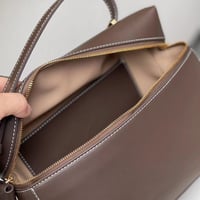 شنطة يد نسائية