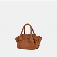 شنطة يد كريسبلا