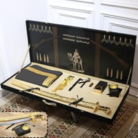 بوكس ملكي فاخر رجالي – هدية فخمة بتفاصيل تراثية