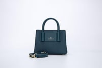 حقيبة الهبه بألوان أنيقة من كرسبيلا