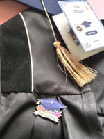 بروش اكريليك احلى خريجة