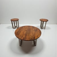 طقم طاولة خشب بقاعدة حديد فضي