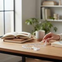 سبحة اكرليك شفاف 55 سم