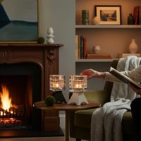 مبخرة زجاج بقاعدة حديد