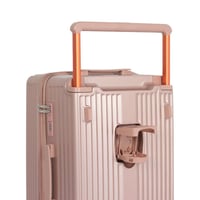 طقم حقائب سفر صلب (3 قطع) – تصميم عصري وقوة أداء