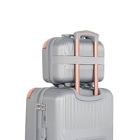 طقم حقائب سفر دبش فاخر: خيار مثالي للعرائس والمساف...