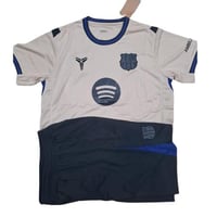 طقم برشلونة 2026 رجالي الاحتياطي