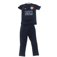 طقم مانشستر يونايتد ولادي 2008( كلاسيك )