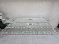 صواني تقديم زجاج بأطراف كرستال شفاف