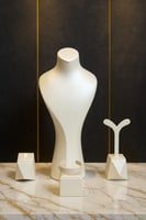 ستاند مجوهرات فاخر