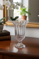 مزهرية زجاجية فاخرة