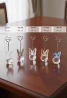 ستاند بطاقات كريستال بتصميم فراشة