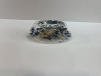 مبخره مع ورد مجفف