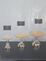 ستاند تقديم فاخر بقاعدة كريستالية