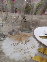 طقم كيكة زواج مع قاعدة ريزن