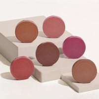 ميك اوفر تنت ومورد الخدود بيبي شيك 22 08 ‏Lively‏