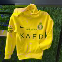 بلوفر النصر الأصفر بلوفر بشعار النصر شتوي