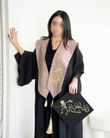 عبايات تخرج 2025 بتصميم فاخر وجودة عالية