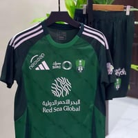 طقم الاهلي الأساسي الجديد اللون الأخضر 2025-2024