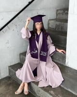 عباية تخرج 2025 – لمسة فخامة وأناقة ليومك المميز