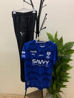 طقم الهلال الأساسي مع بنطلون أسود