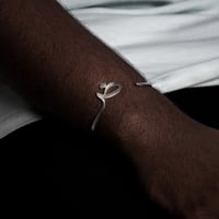 أساور حروف تصميم الحرف حسب الطلب - متجر درة مسك