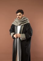 فروه قماش جوخ ‏بإمكانك لبسها على الجهتين لون بيج ‏...