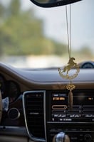 تعليقة الخيل مع كسرة العود - كتابة الاسم حسب طلبك