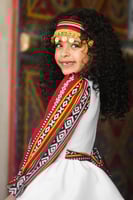 فستان سدو احمر بشعار يوم التاسيس