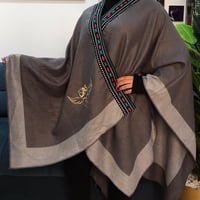 شال نسائي شتوي مع تطريز الاسم او العبارة - متجر در...