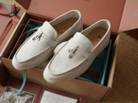 المقاسات 35 - 42