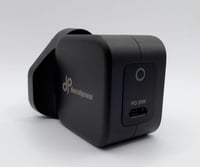 شاحن جداري بقوة 25 واط تايب سي