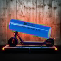 بطارية 18650 ليثيوم ايون قابلة لاعادة الشحن 3.7 فو...