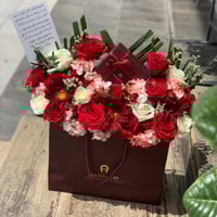 تنسيق الهديه على كيس