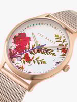 ساعة تيد بيكر