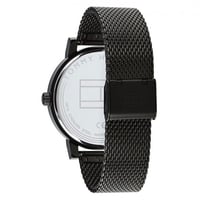 ساعة تومي هيلفيغر