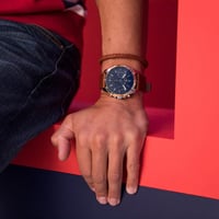 ساعة تومي هيلفيغر