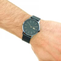 ساعة لاكوست