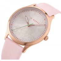 ساعة تيد بيكر