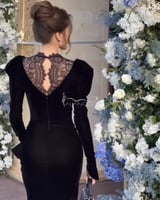 فستان مخمل شتوي طويل باكمام أنيق بكلفة دانتيل