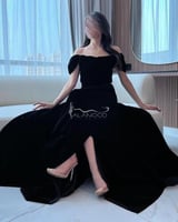 فستان شتوي كت خامة شامواه بتصميم عصري أنيق