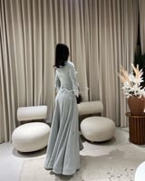 فستان سهرة ساتر وأنيق ثلاث الوان