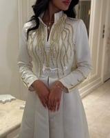 فستان سهرة سكري بطريز ملكي بتصميم فخم