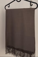 شال شتوي بالاسم بالوان مختلفة